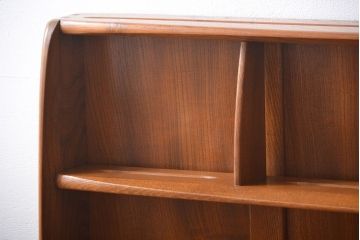 ヴィンテージ家具　イギリスビンテージ　アーコール　シンプルなウォールシェルフ