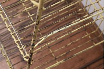 アンティーク家具　イギリスアンティーク　おしゃれなペイントアイアンラック