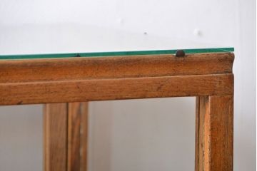 レトロ家具　アンティーク　引き出し付きレトロな木製ガラスケース