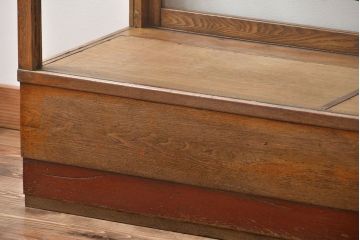 レトロ家具　アンティーク　引き出し付きレトロな木製ガラスケース