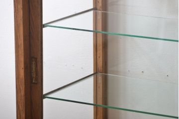 レトロ家具　アンティーク　引き出し付きレトロな木製ガラスケース