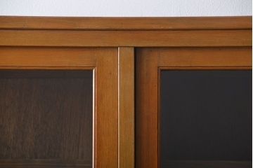 レトロ家具　昭和レトロ　大きな4枚引き戸の古い木製収納棚