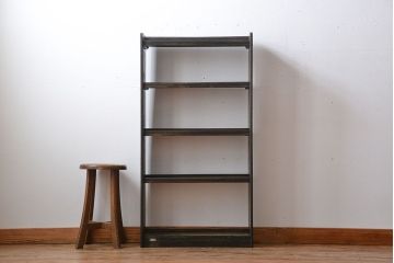 アンティーク家具　アンティーク　古い木製のシンプルな本棚