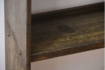 アンティーク家具　アンティーク　古い木製のシンプルな本棚