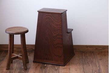 アンティーク雑貨　アンティーク　古い木製踏み台(2)