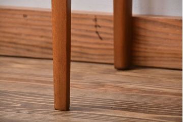 北欧家具 GORDON RUSSELL シンプルでおしゃれな収納棚付きサイドテーブル