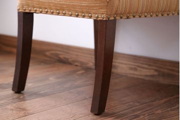 アンティーク家具　アンティーク　小振りでおしゃれなチェア