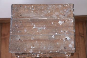 イギリスアンティーク　古い木製の折り畳み式ステップラダー