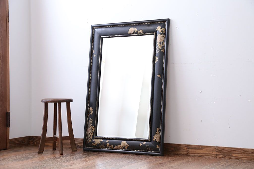 アンティーク雑貨　中古　アジアンテイストな大きな額縁ミラー