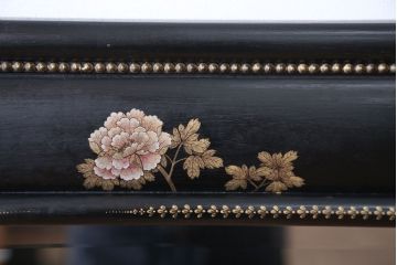 アンティーク雑貨　中古　アジアンテイストな大きな額縁ミラー