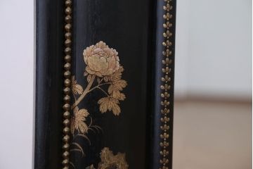 アンティーク雑貨　中古　アジアンテイストな大きな額縁ミラー