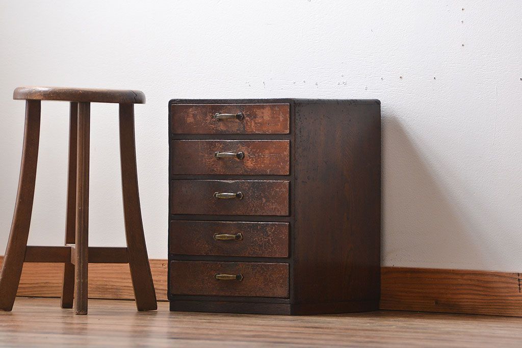 レトロ家具　昭和レトロ　古い木製のシャビーな小引き出し