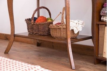 アンティーク家具　イギリスアンティーク　オーク材のおしゃれなサイドテーブル