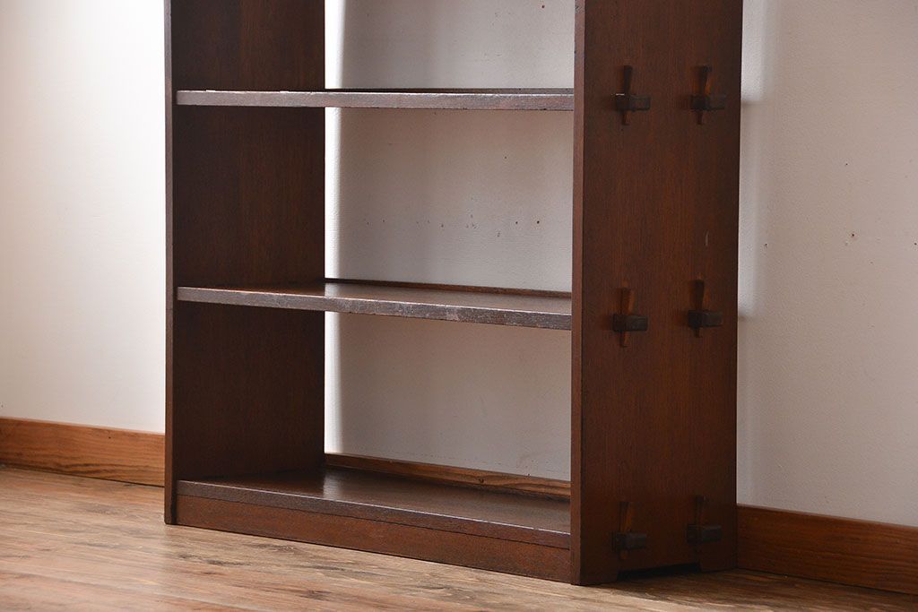 レトロ家具　昭和レトロ　大きくシンプルな楔(くさび)式本棚