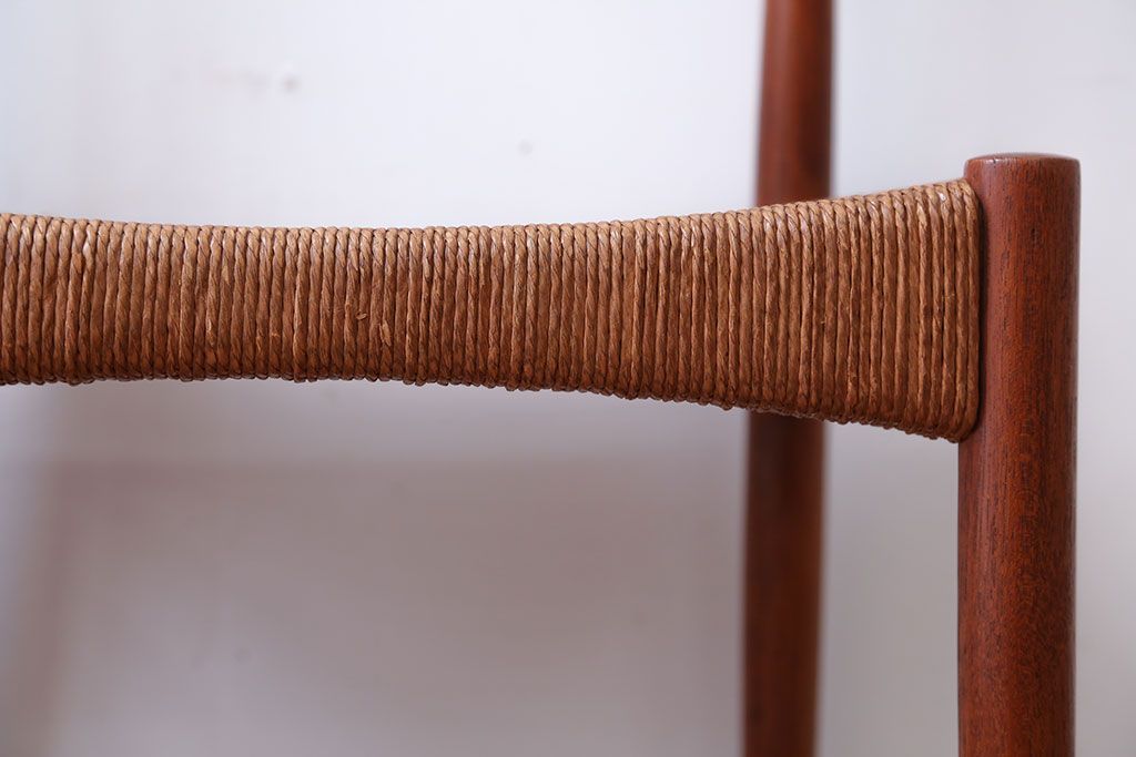 北欧家具　デンマーク製　ペーパーコードチェア(1)