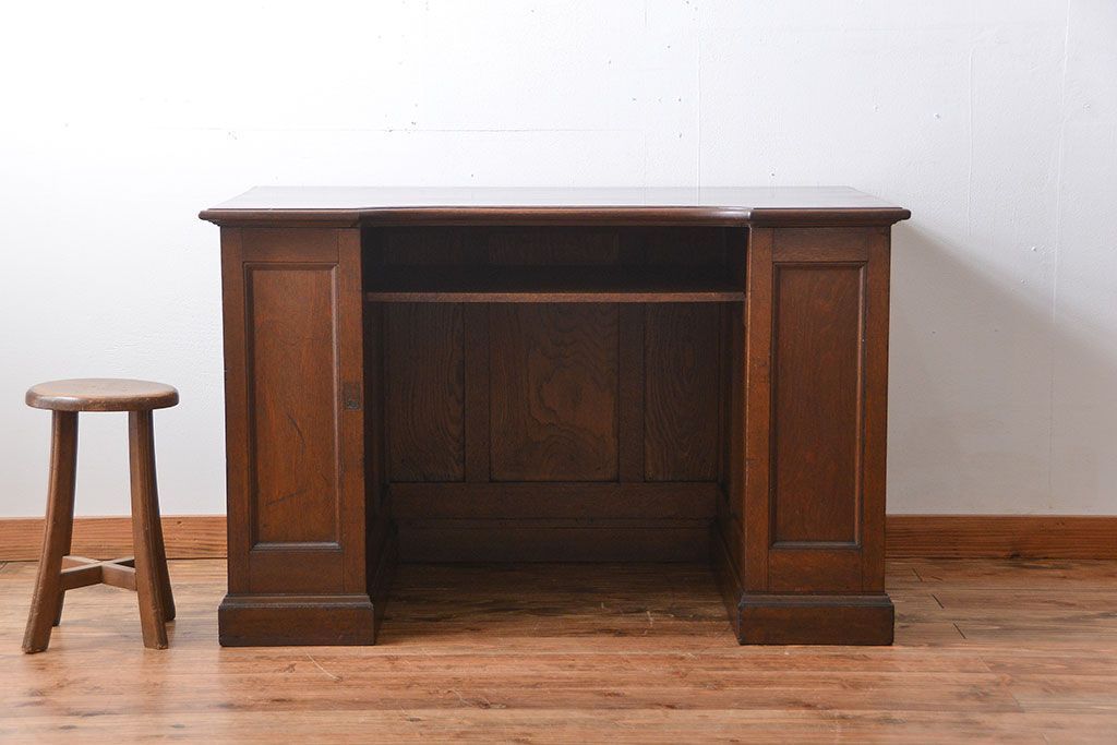 アンティーク家具　大正ロマン　彫刻が素敵でお洒落なカウンターテーブル