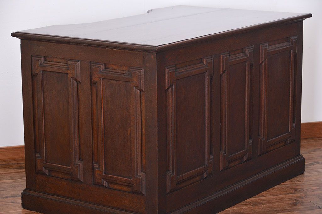 アンティーク家具　大正ロマン　彫刻が素敵でお洒落なカウンターテーブル