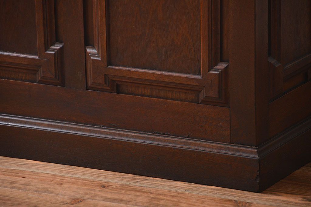 アンティーク家具　大正ロマン　彫刻が素敵でお洒落なカウンターテーブル