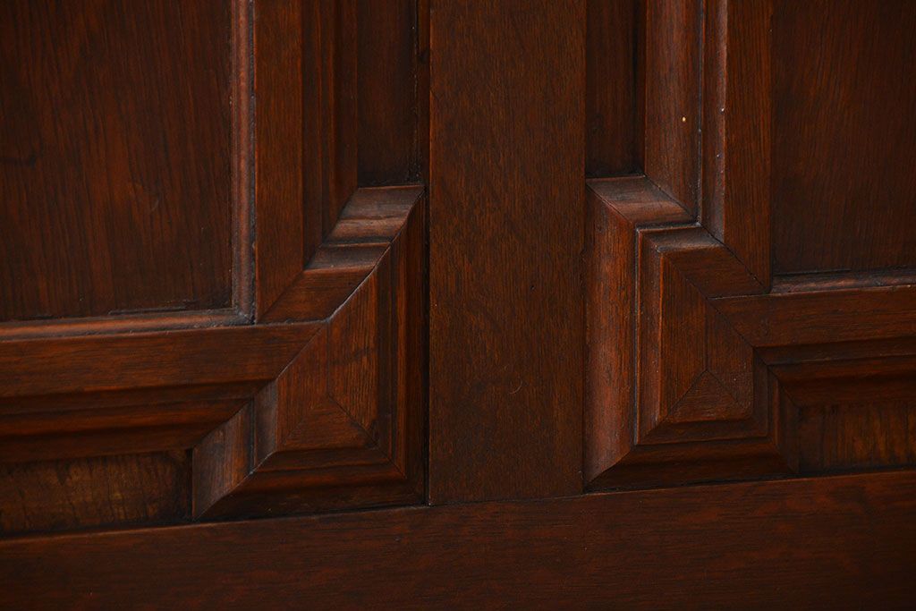 アンティーク家具　大正ロマン　彫刻が素敵でお洒落なカウンターテーブル