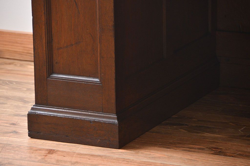 アンティーク家具　大正ロマン　彫刻が素敵でお洒落なカウンターテーブル