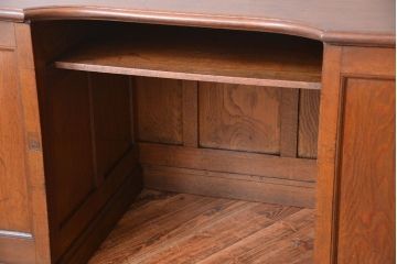 アンティーク家具　大正ロマン　彫刻が素敵でお洒落なカウンターテーブル