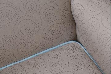 アンティーク家具　イギリスアンティーク　おしゃれな1人掛けソファ