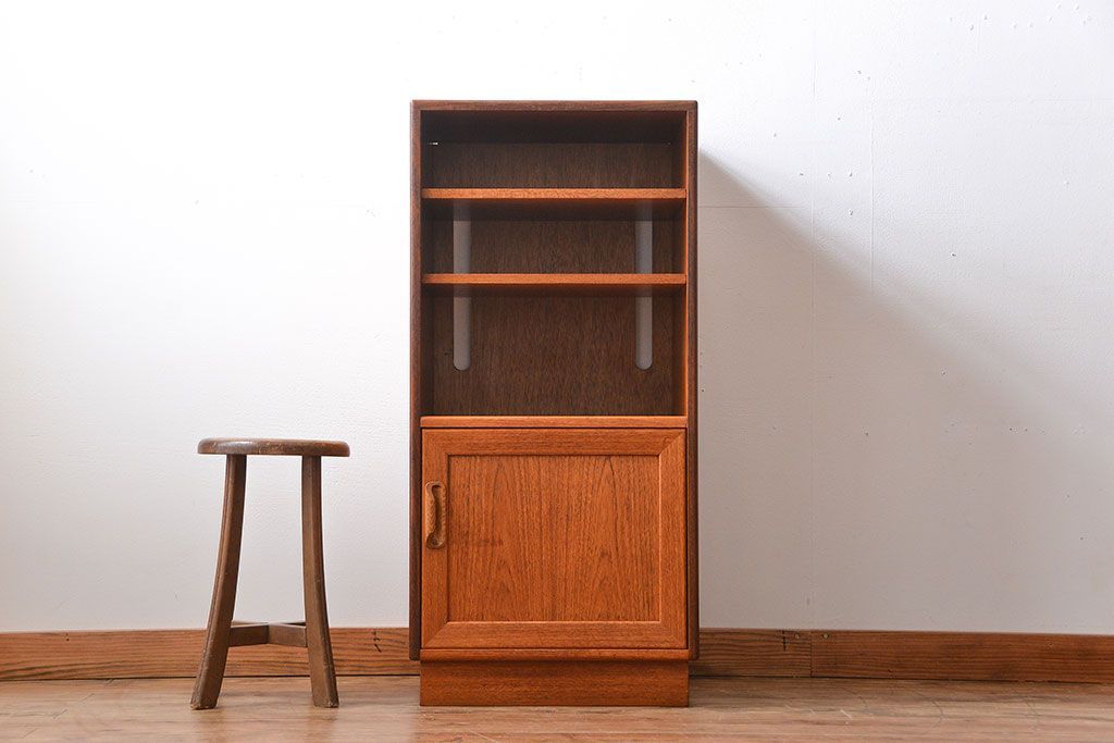 G-PLAN チーク材　キャビネット イギリスビンテージ G-PLAN「フレスコ/Fresco 」サイドボード