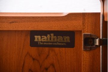 ヴィンテージ家具　北欧ビンテージ　ホワイトボード付きお洒落なデスク