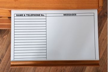 ヴィンテージ家具　北欧ビンテージ　ホワイトボード付きお洒落なデスク