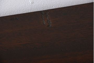 アンティーク家具　アンティーク　古い木製のワイドなテレビボード