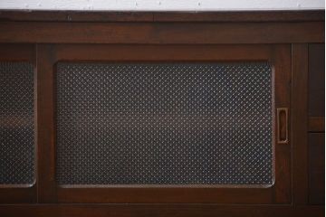 アンティーク家具　アンティーク　古い木製のワイドなテレビボード