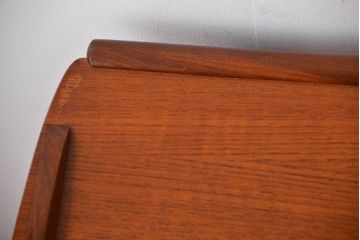 北欧家具　チーク材のお洒落なキャスターワゴン