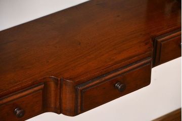 アンティーク家具　イギリスアンティーク　3杯引き出し付きウォールシェルフ