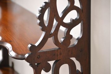 アンティーク家具　イギリスアンティーク　3杯引き出し付きウォールシェルフ