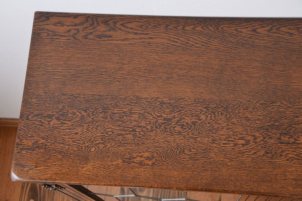 中古　イギリス製　おしゃれな収納棚