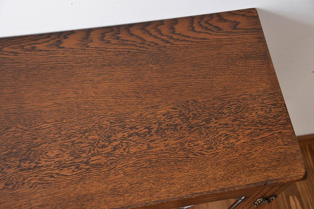 中古　イギリス製　おしゃれな収納棚