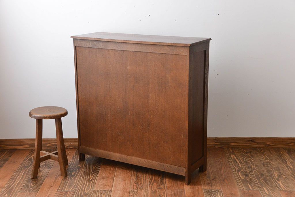 中古　イギリス製　おしゃれな収納棚