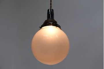 アンティーク　レトロな半透明球型ガラス天井照明