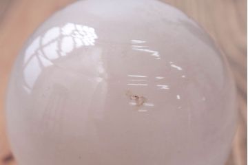 アンティーク　レトロな半透明球型ガラス天井照明