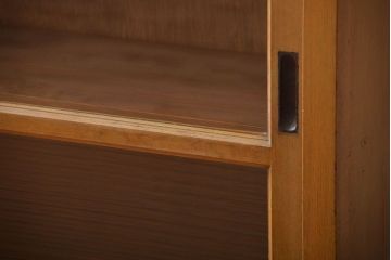レトロ家具　昭和レトロ　古い木のガラス引き戸収納棚