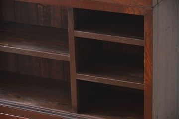 アンティーク家具　アンティーク　古い木製の脚付き重ね飾り棚