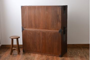 アンティーク家具　古民具・骨董　前面桐材の二本松箪笥(桐箪笥、桐たんす)