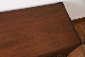 アンティーク家具　古民具・骨董　前面桐材の二本松箪笥(桐箪笥、桐たんす)