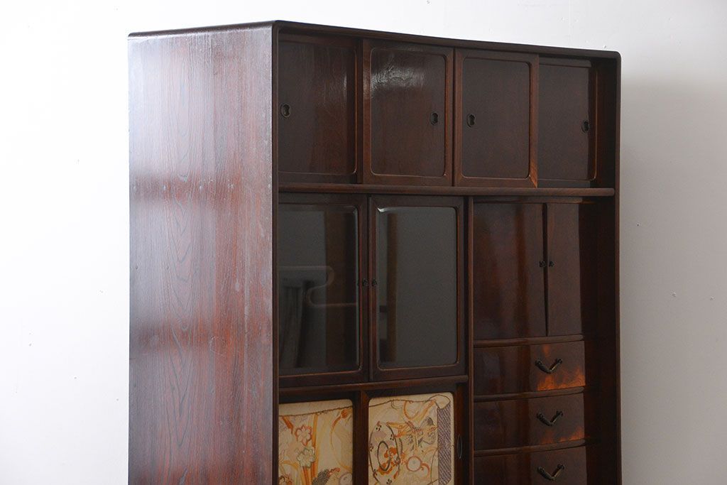 アンティーク家具　古民具・骨董　前面桑材張りの上質な茶箪笥