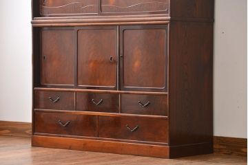 アンティーク家具　古民具・骨董　前面桑材張りの上質な茶箪笥