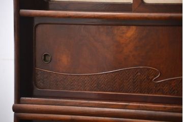 アンティーク家具　古民具・骨董　前面桑材張りの上質な茶箪笥