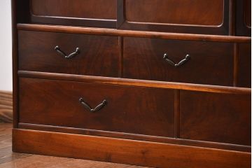 アンティーク家具　古民具・骨董　前面桑材張りの上質な茶箪笥