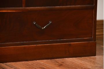 アンティーク家具　古民具・骨董　前面桑材張りの上質な茶箪笥