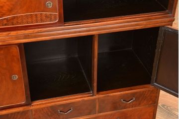 アンティーク家具　古民具・骨董　前面桑材張りの上質な茶箪笥