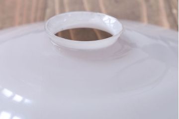 昭和レトロ　白いガラス平笠照明2個セット